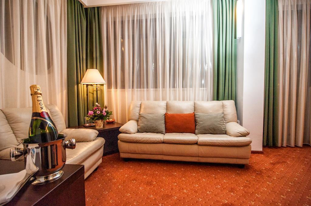 Hotel Mon Jardin Mahmudia Habitación foto